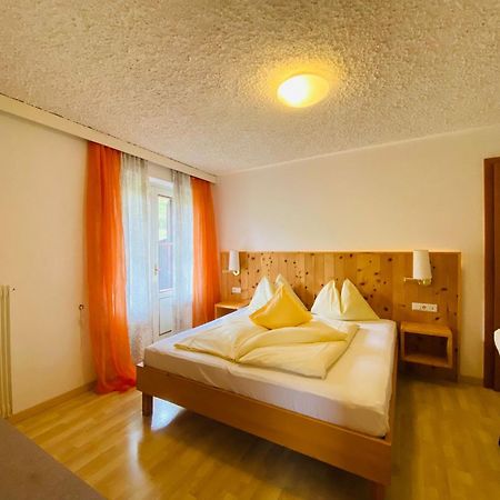 Lake & River Hotel Carezza al Lago Ngoại thất bức ảnh