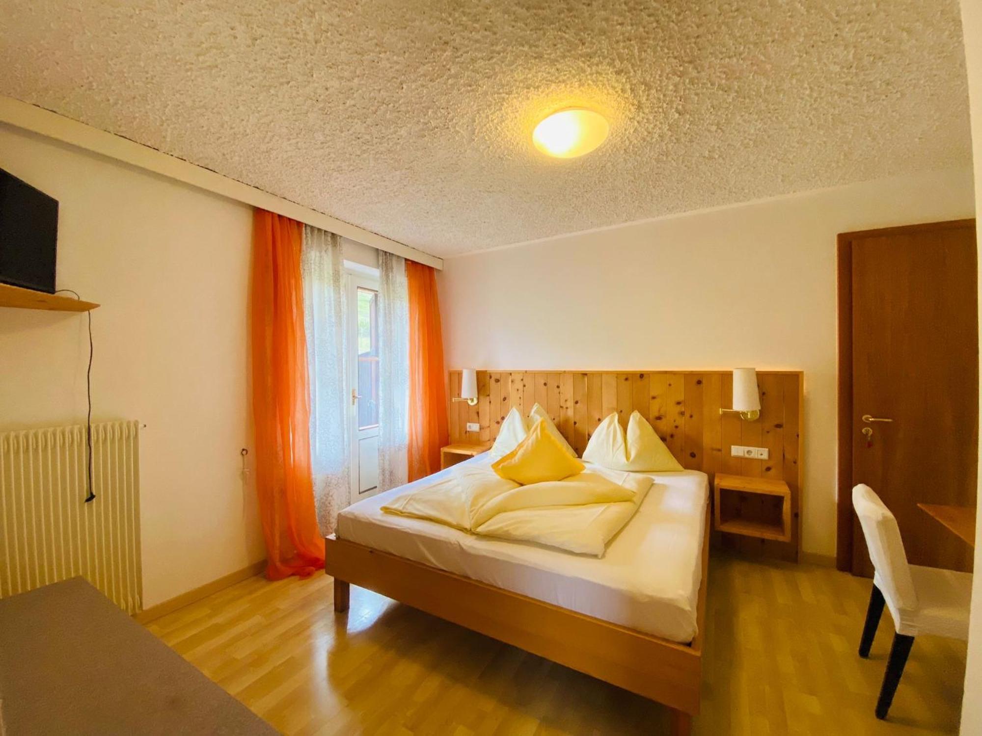 Lake & River Hotel Carezza al Lago Ngoại thất bức ảnh